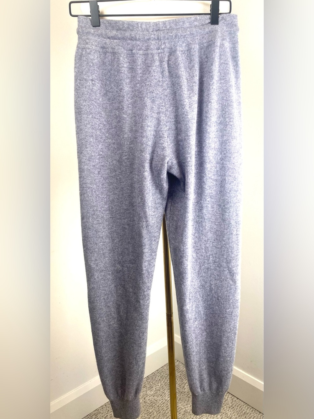 C by Bloomingdale's 100% Cashmere Jogger Pants Gray NWT Small Luxury Lounge - Picture 4 of 7